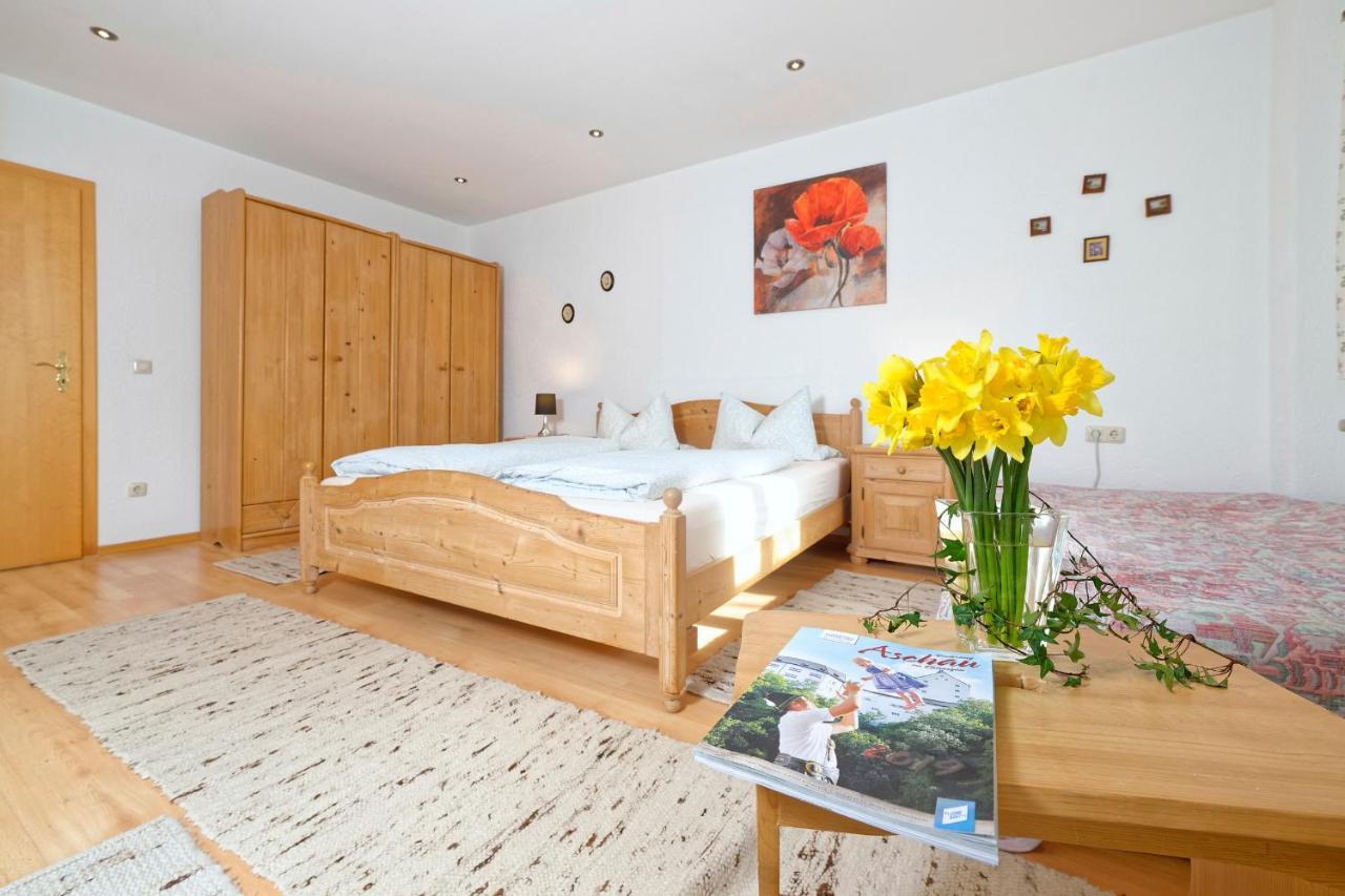 Gaestehaus Koyerbauer Boardinghouse Aschau im Chiemgau Exteriör bild