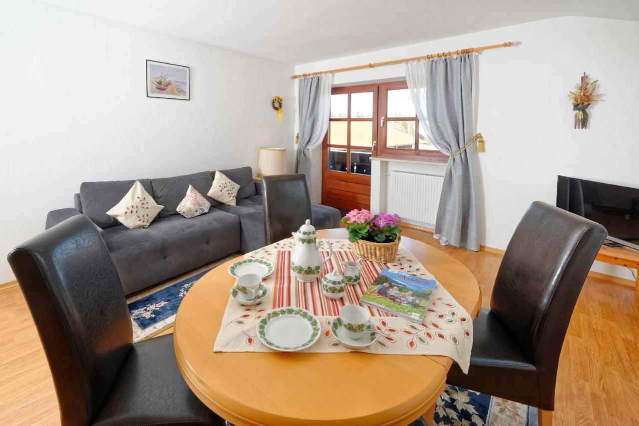Gaestehaus Koyerbauer Boardinghouse Aschau im Chiemgau Exteriör bild